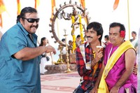 Daruvu Movie Working Stills